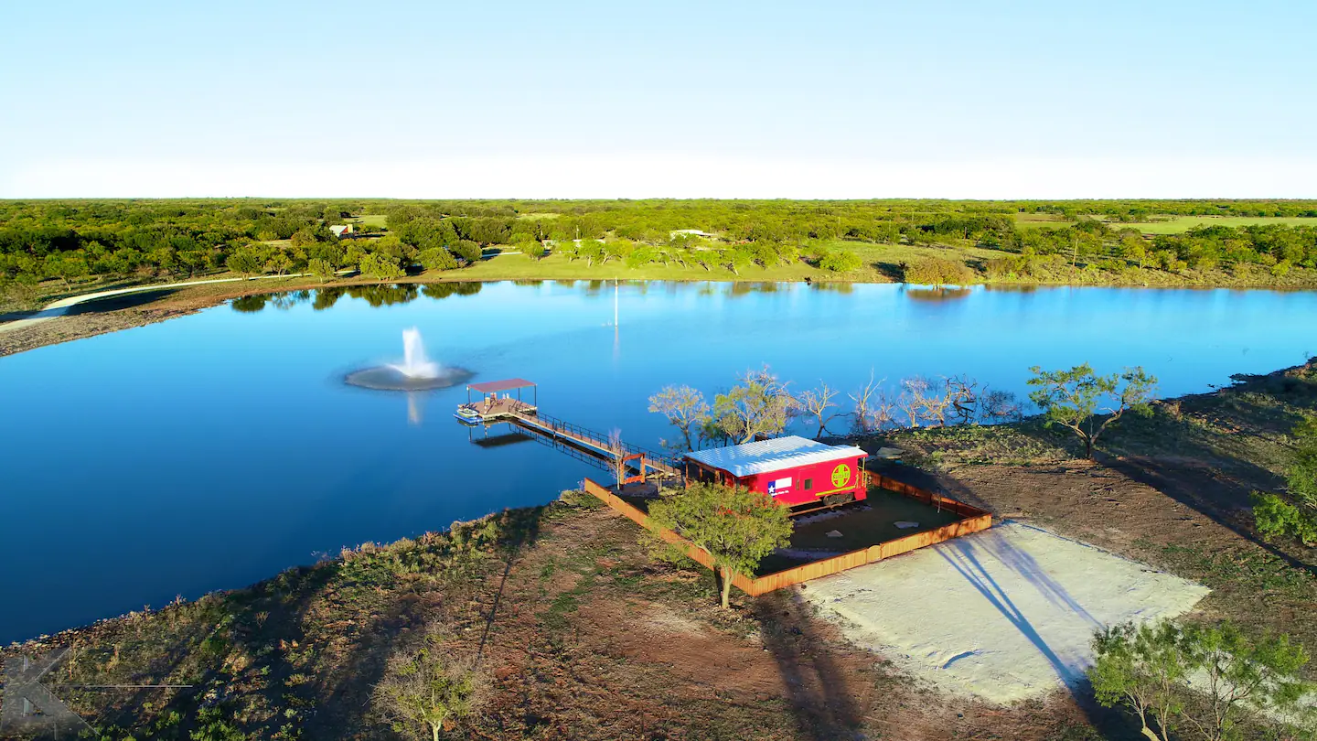 Gorgeous Unique Texas Getaway Belle Plain caboose