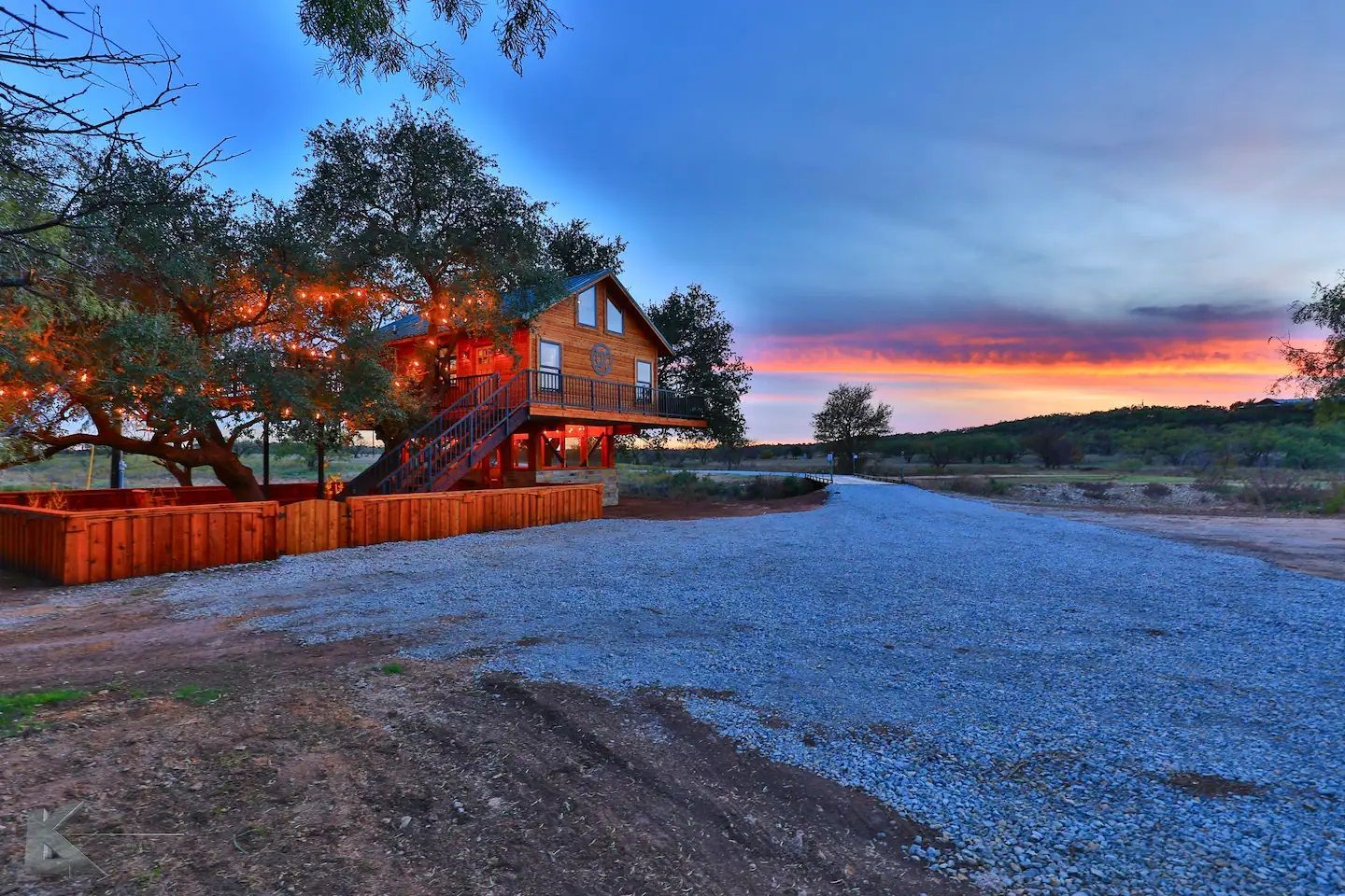 The Magical Treehouse Vacation Rental Baird TX