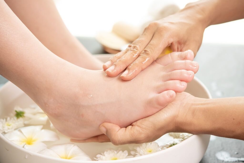 Feet Recovery Treatment