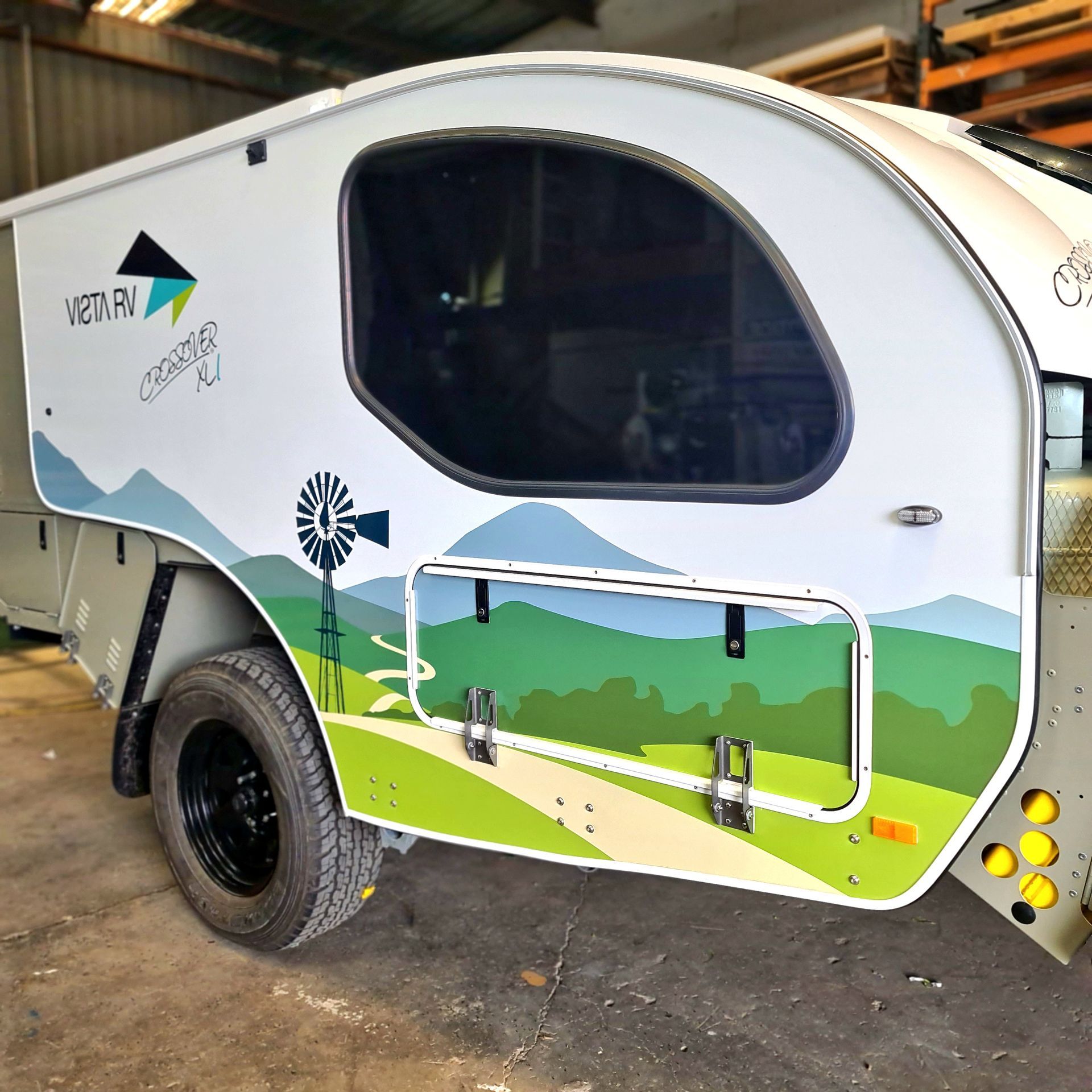 caravan deign wrap