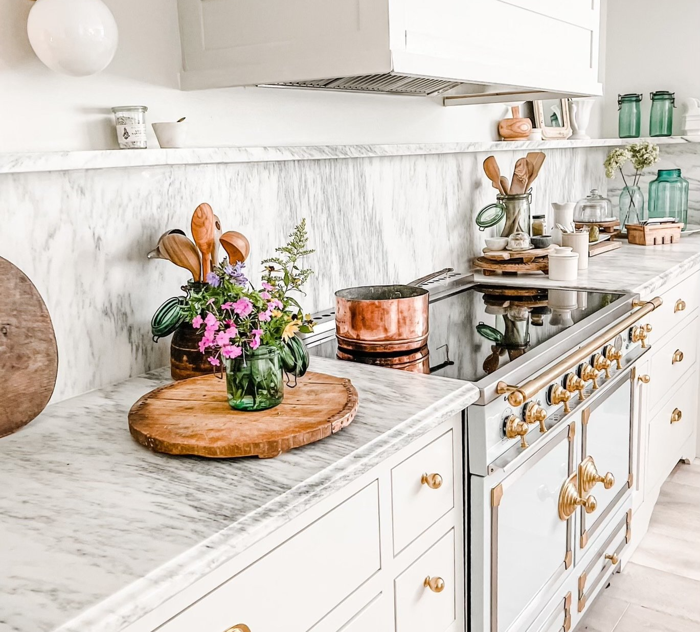 modern quartzite kitchen countertops