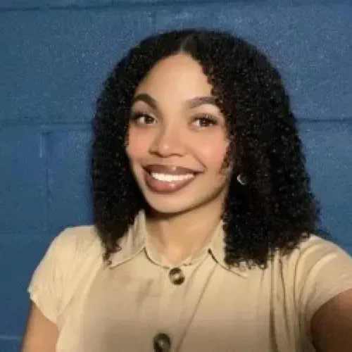 Erlene Concha Headshot