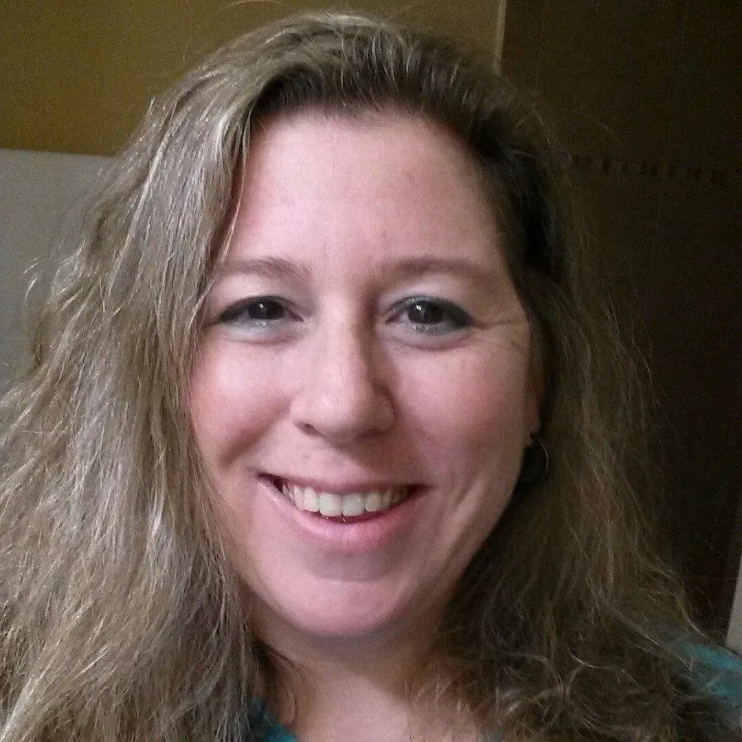 Alexis (Lexi) M. Simonetti Headshot