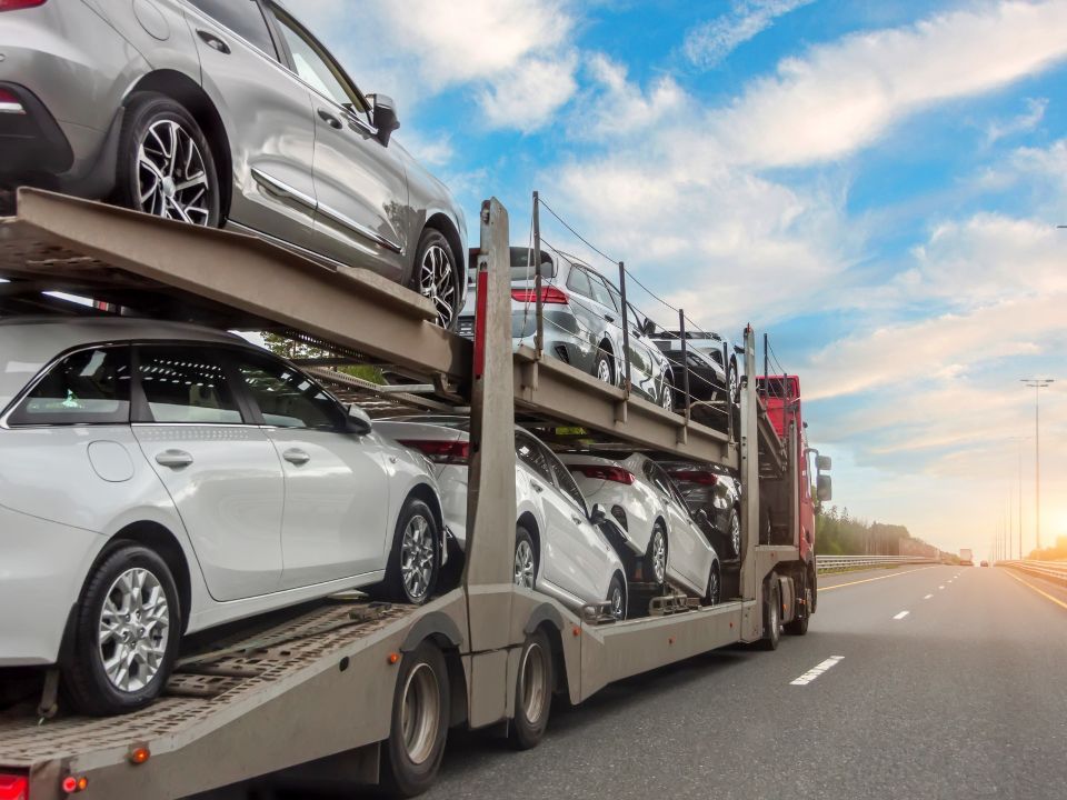 Do You Need an Escort Vehicle for Transport?