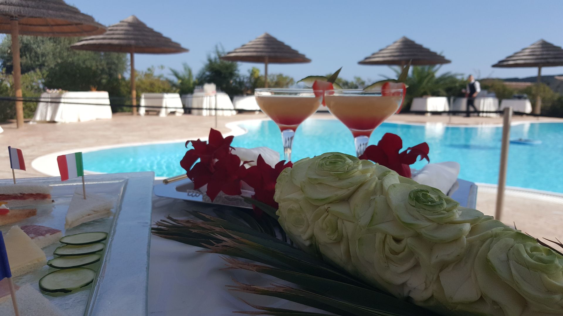 Aperitivi sulla Terrazza con vista mare e piscina