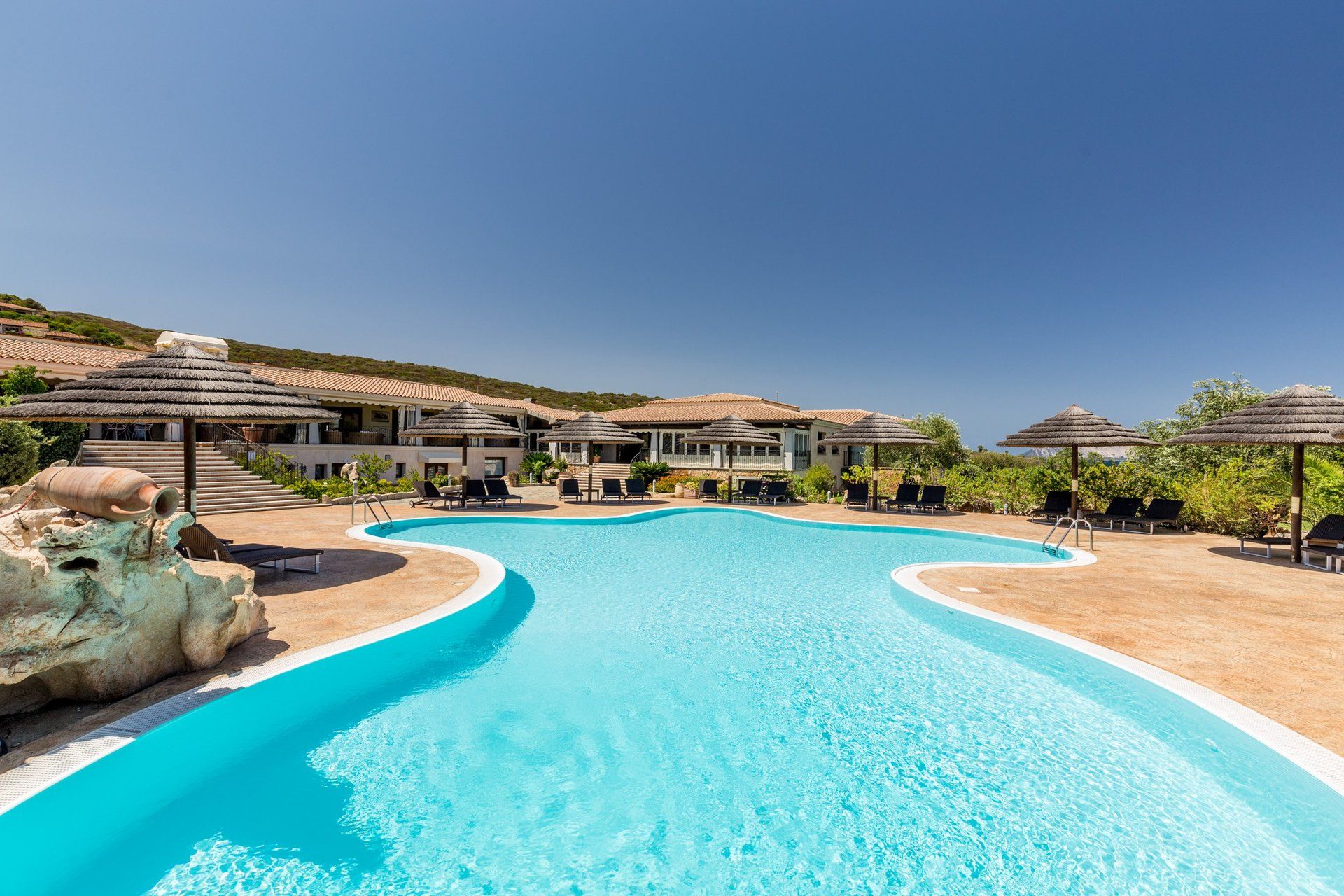 Hotel con piscina