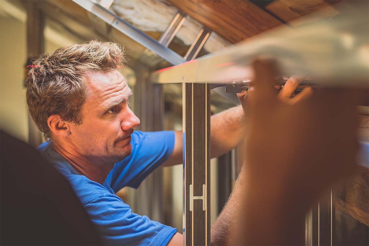 Plasterer In Cairns QLD Lining A New Shed With Plasterboard