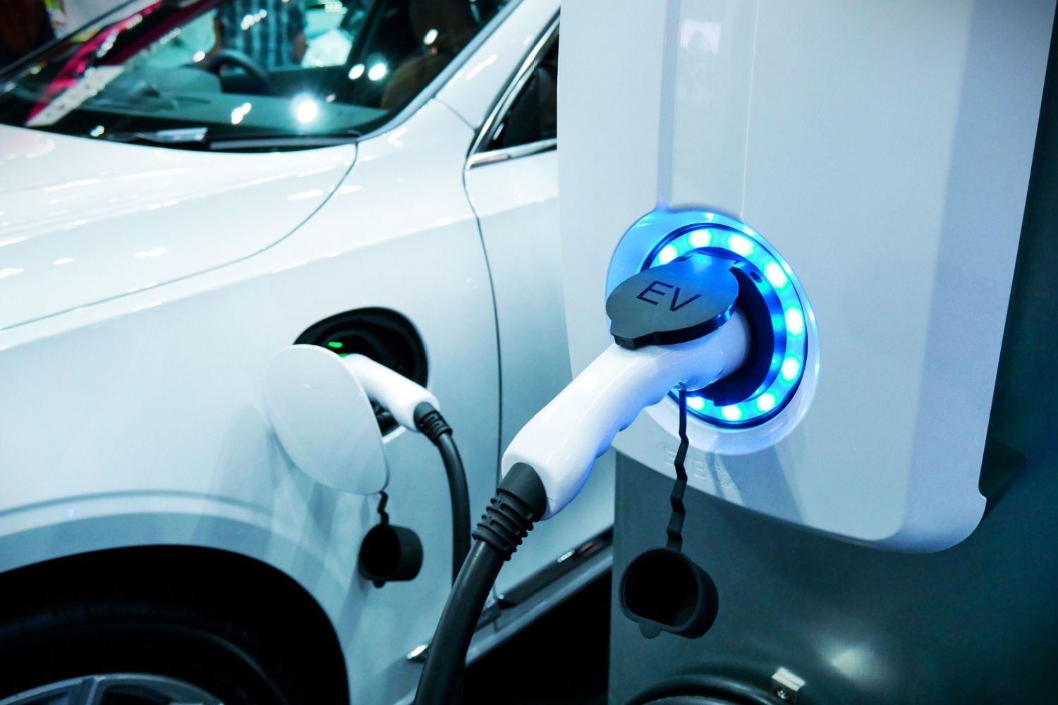 What is grid tied ev charging?