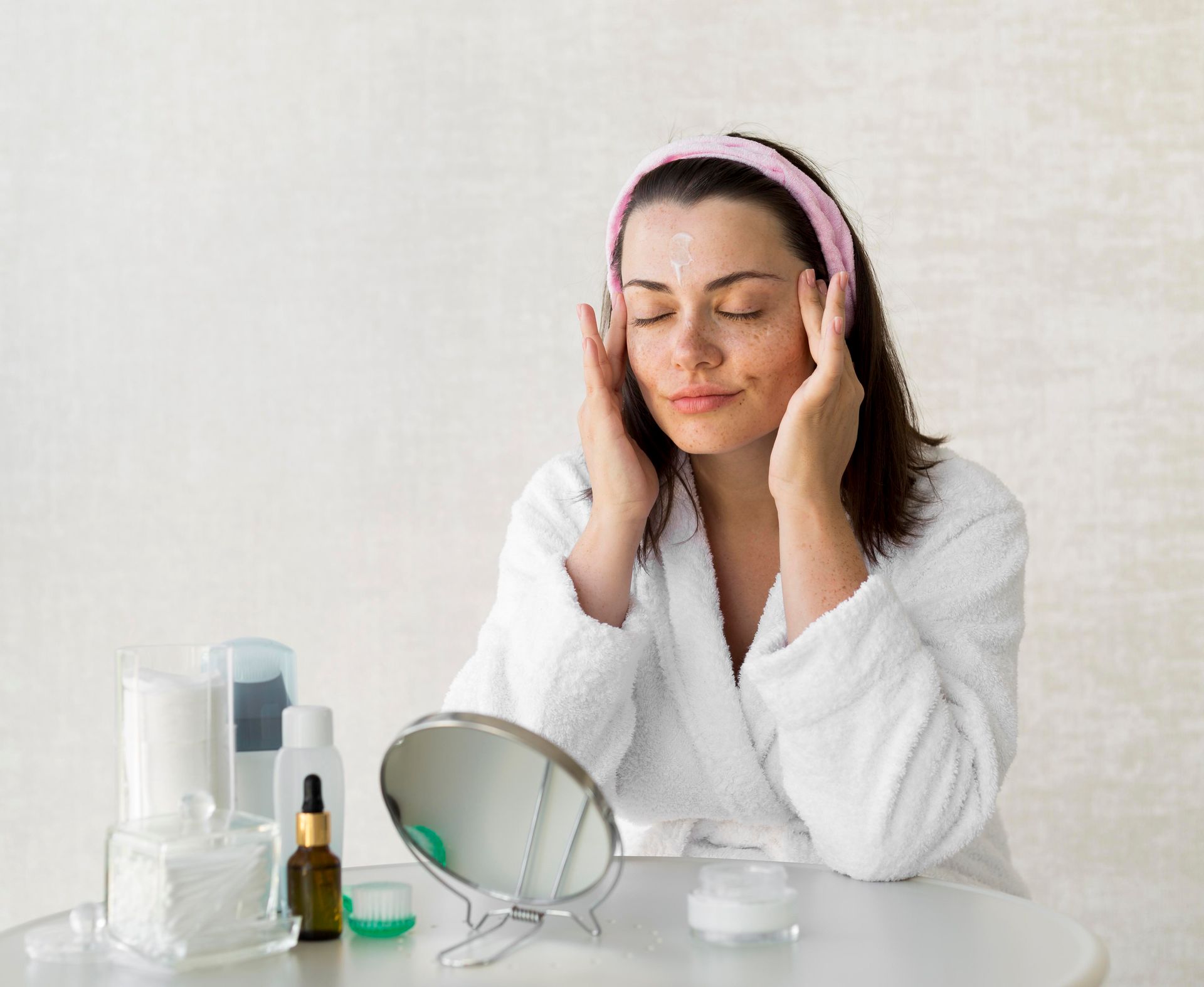 Ingredients to Avoid for 2 Weeks After Laser (Not Just Retinol!)