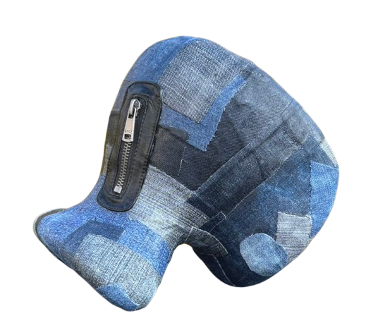 Blauwe denim nekkussen met zwarte rits.
