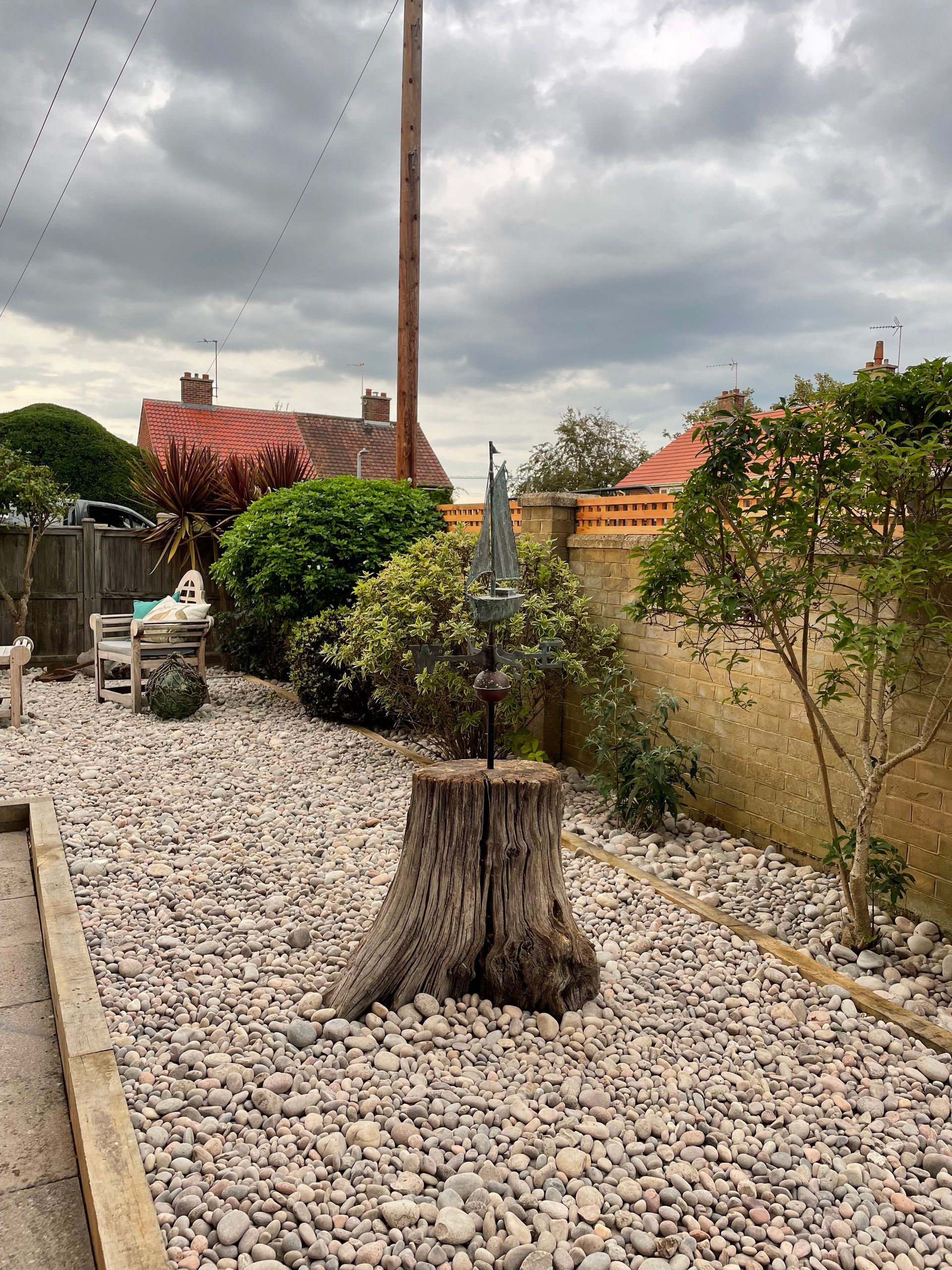 Suffolk Beach Garden | Stone Beach | Gardr
