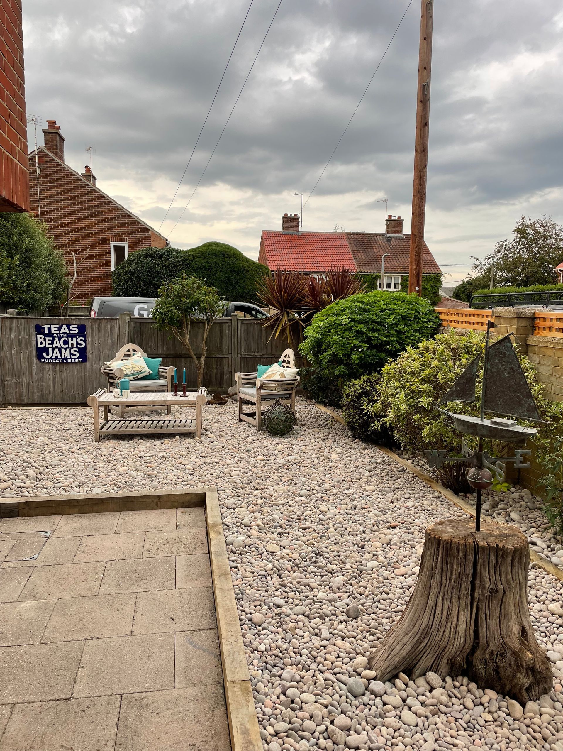 Southwold Beach Garden | Low Maintenance Planting | Gardr