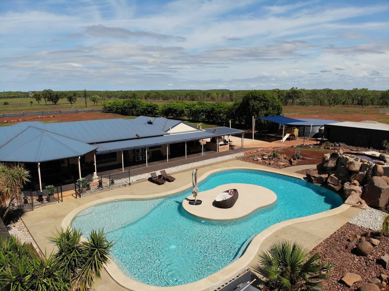 Luxury Pool — Pool Concepts in Howard Springs, NT