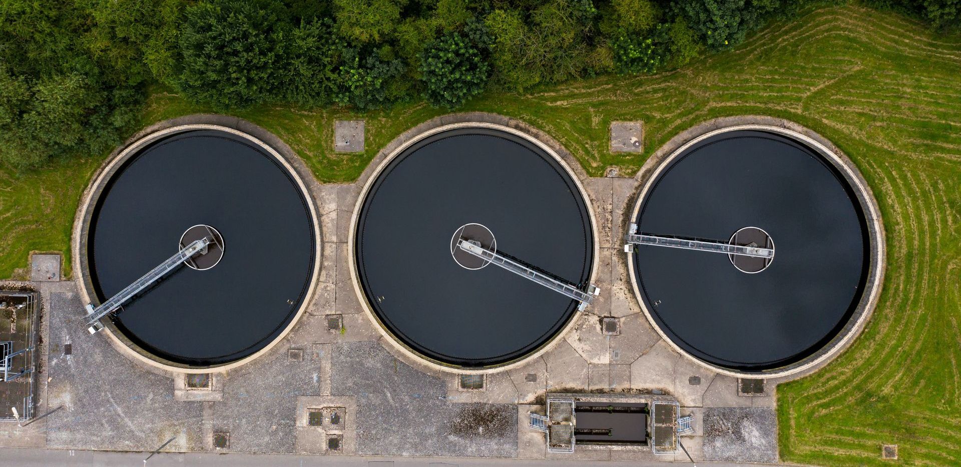 An arial shot of a  wastewater treatment plant in UK