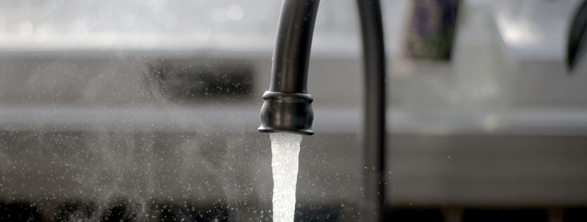 Water faucet