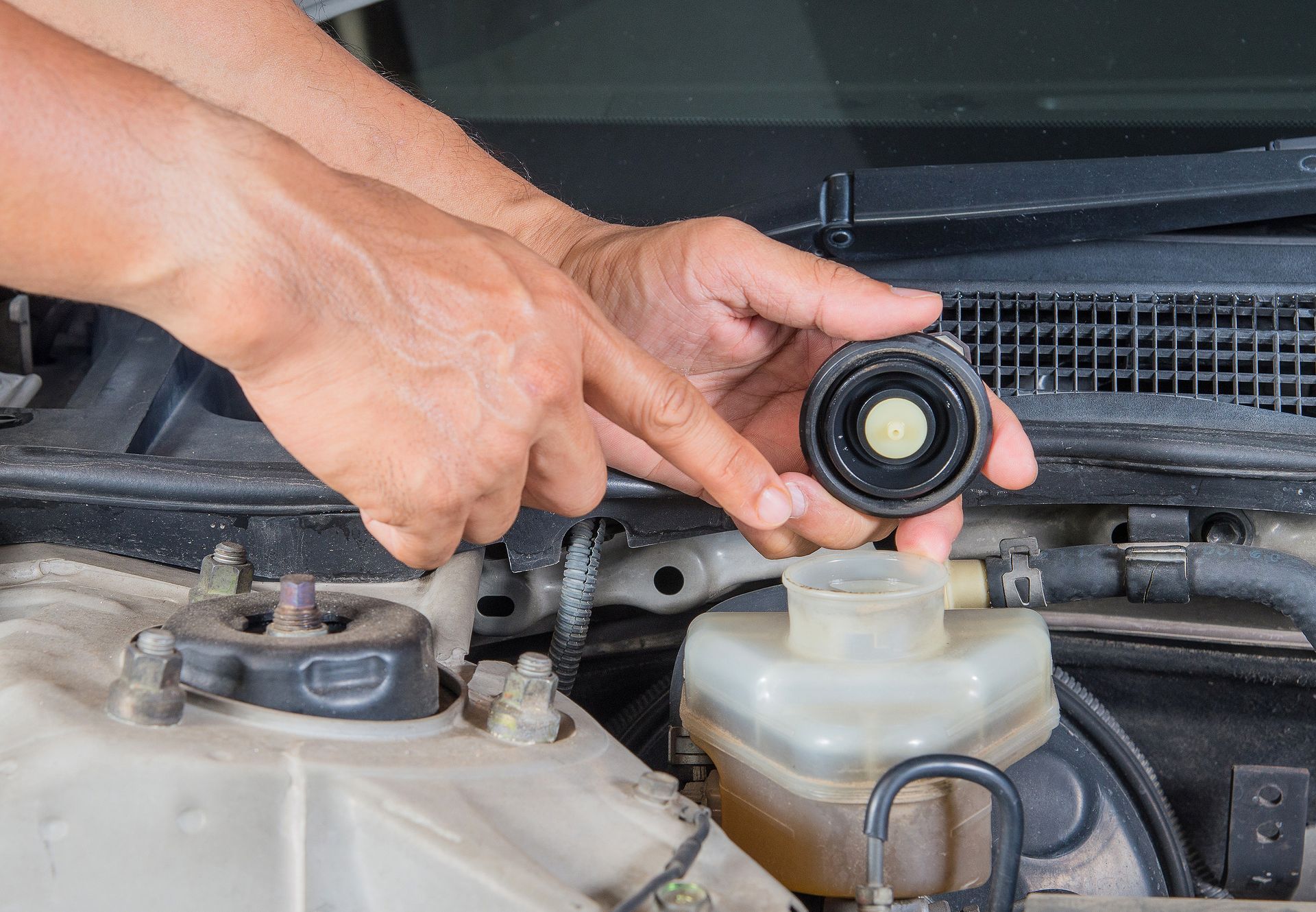 5 Signs You Are Due for a Brake Fluid Change