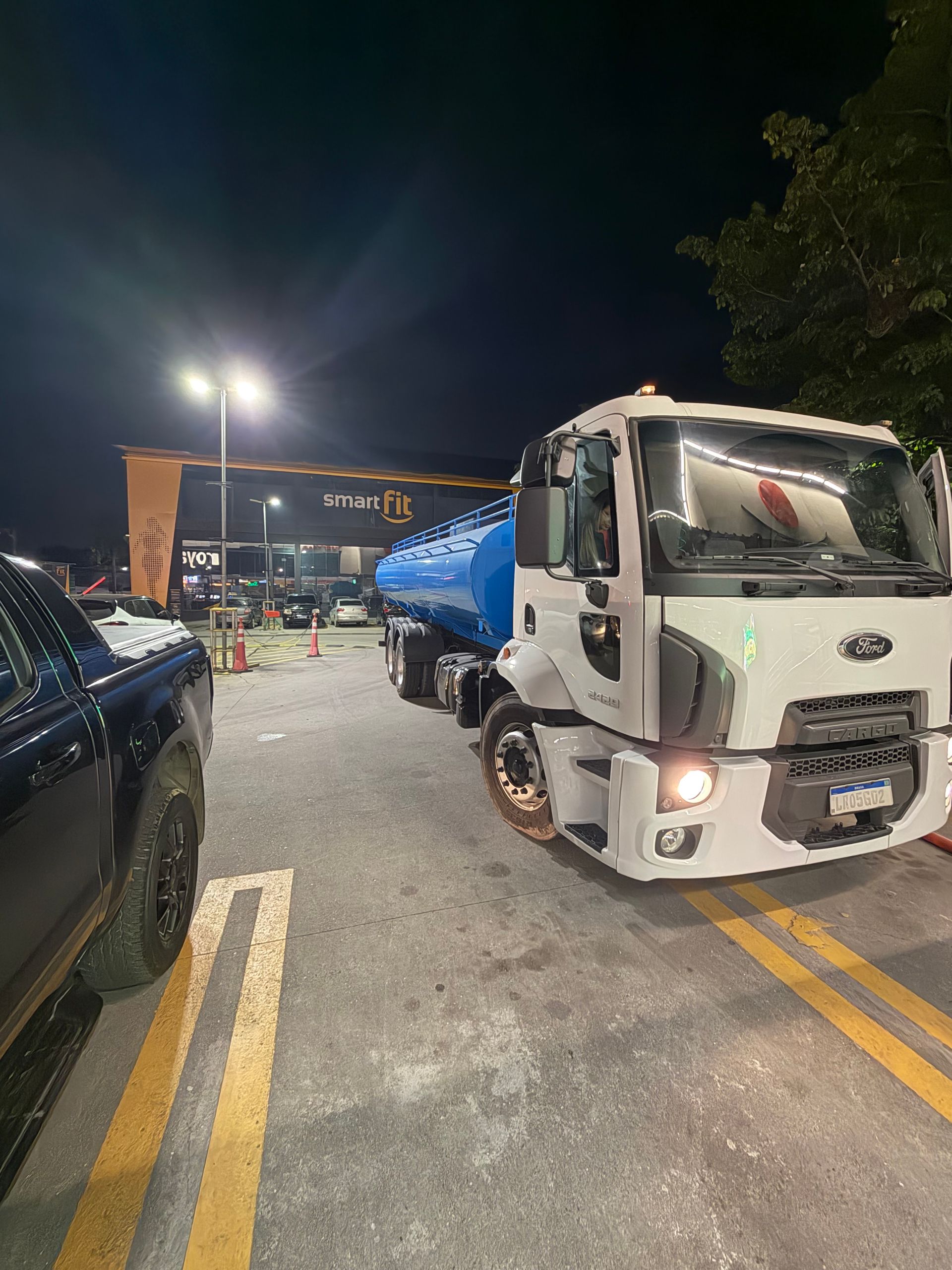 Caminhão Pipa em Nova Iguaçu | Água Potável | AQUAEXPRESS