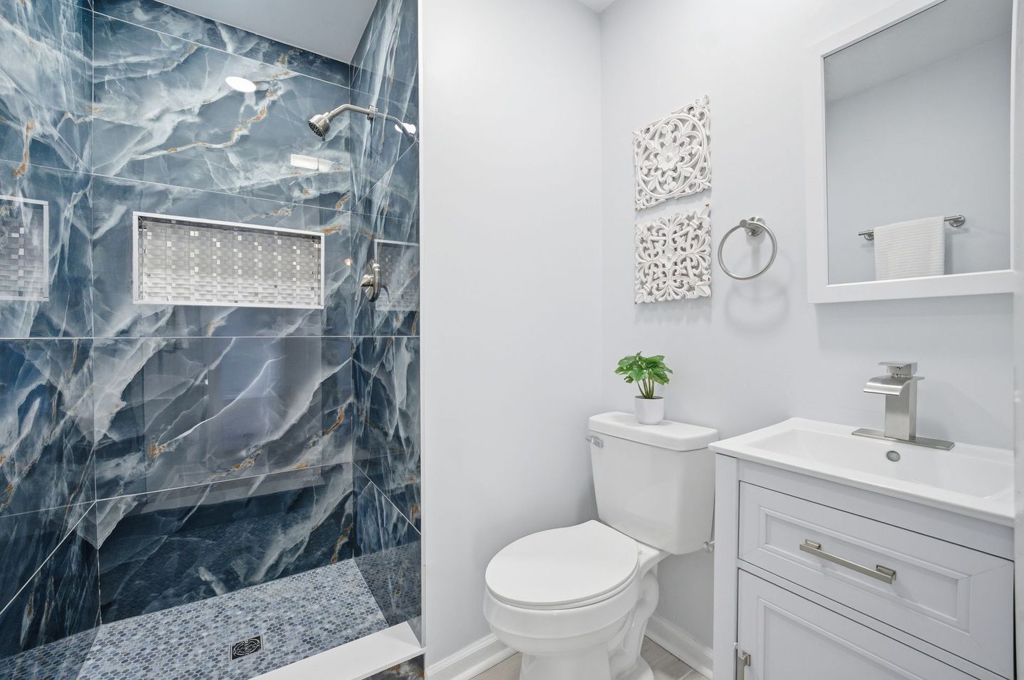 blue shower tile 