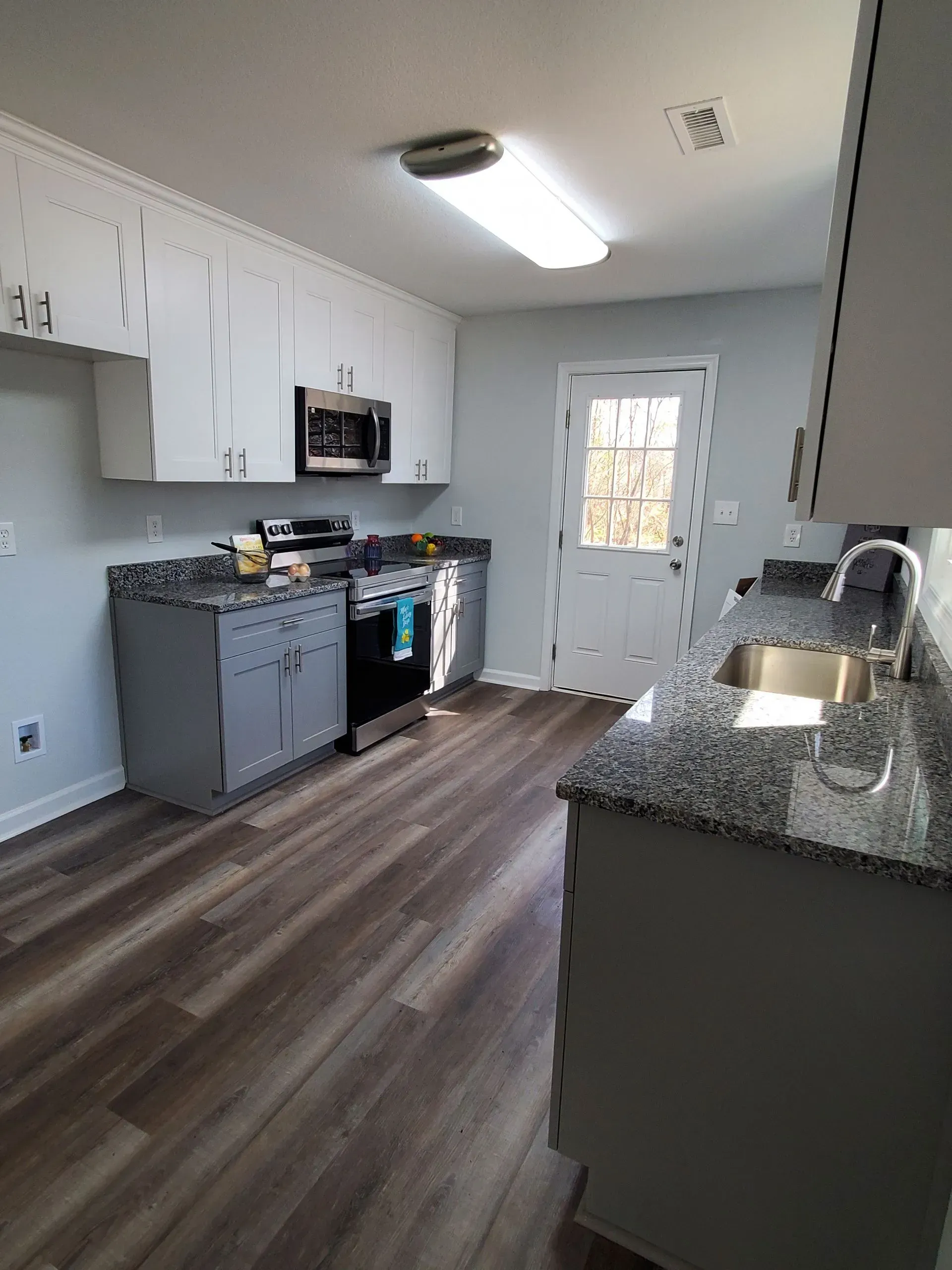 small kitchen renovation