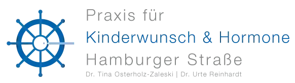 A blue steering wheel with the words praxis fur kinderwunsch & hormone hamburger straße