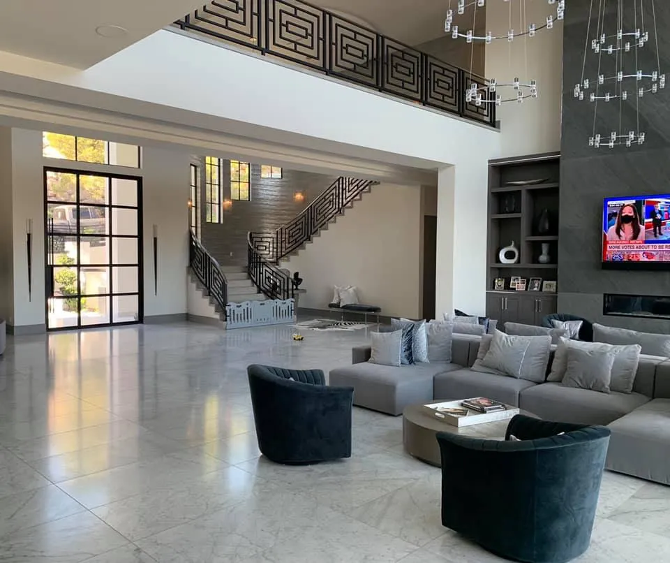 Cozy Sofa — Las Vegas, NV — Cabinet Medics