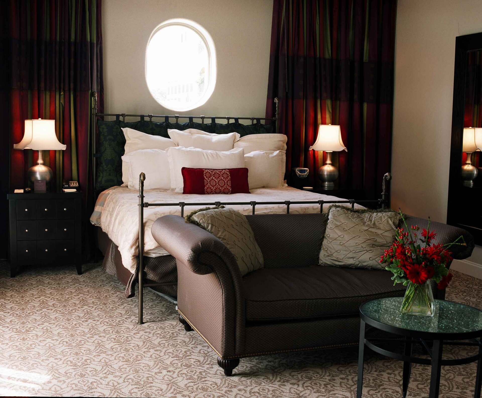 Loveseats — Las Vegas, NV — Cabinet Medics
