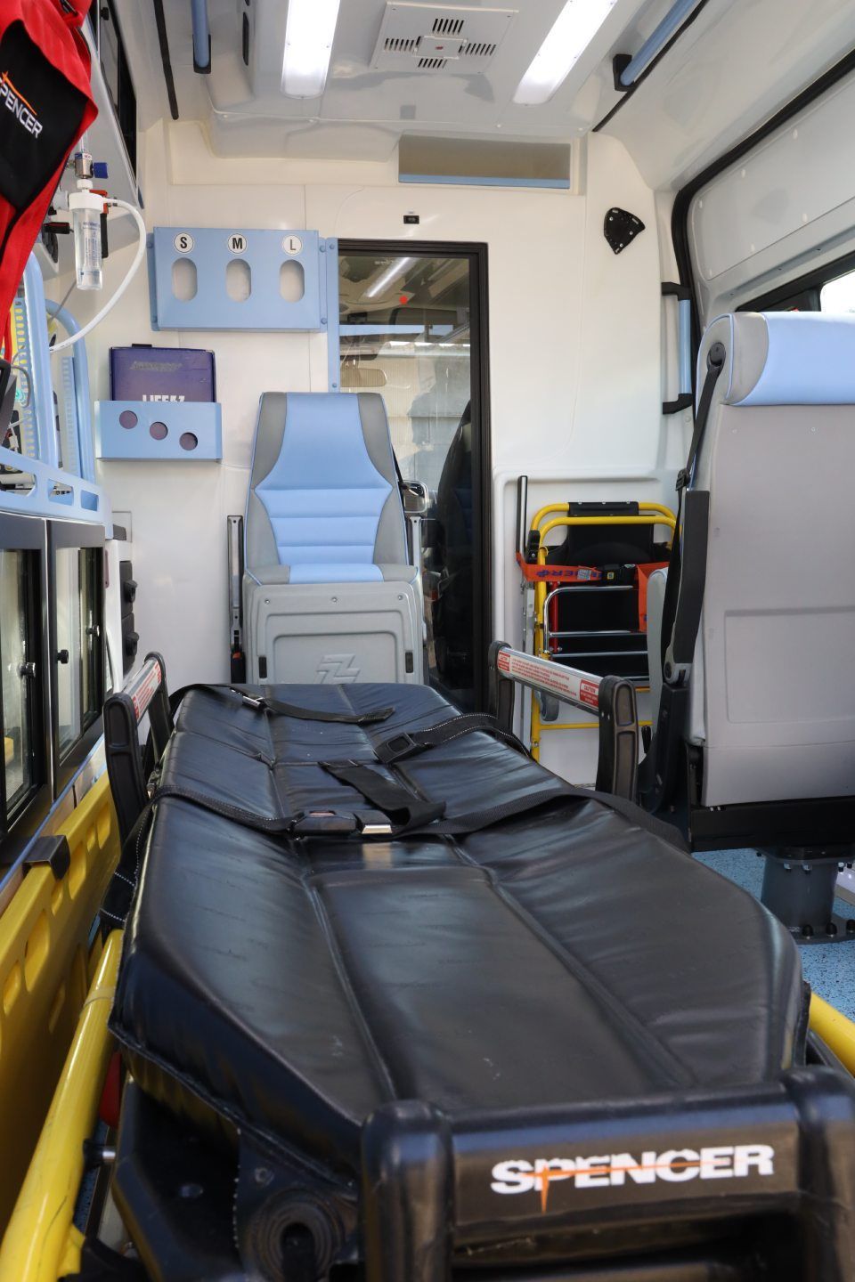 Lettino ambulanza