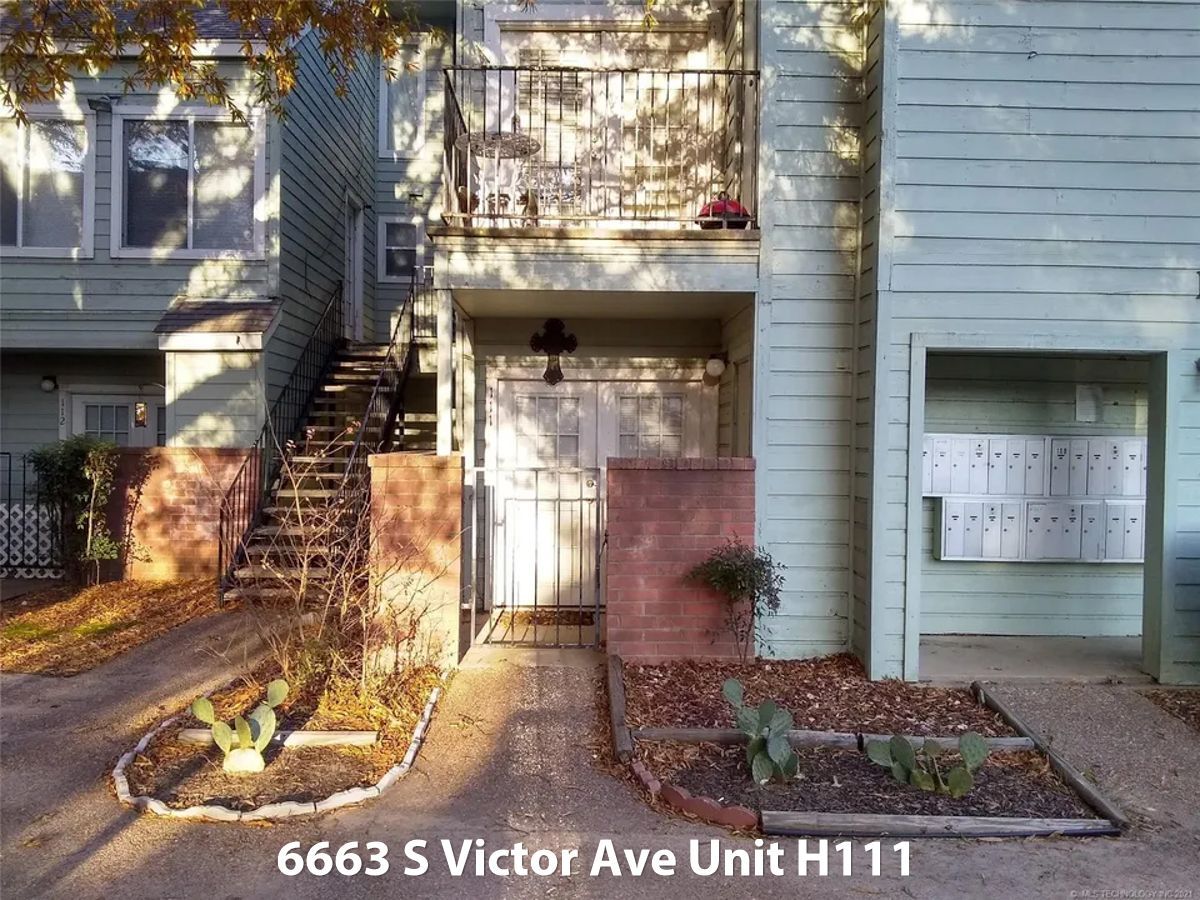 Bank-ordered condo auction 6663 S Victor Ave, Tulsa, OK