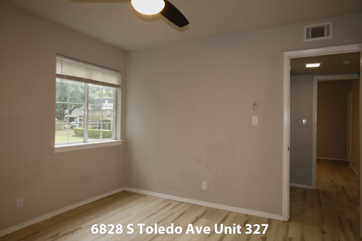 Bank-ordered condo auction 6828 S Toledo Ave, Tulsa, OK