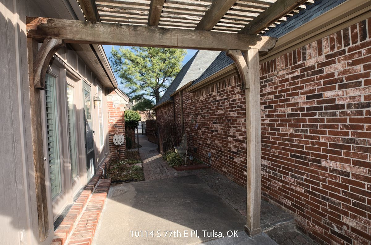10114 S 77th E Pl., Tulsa, OK