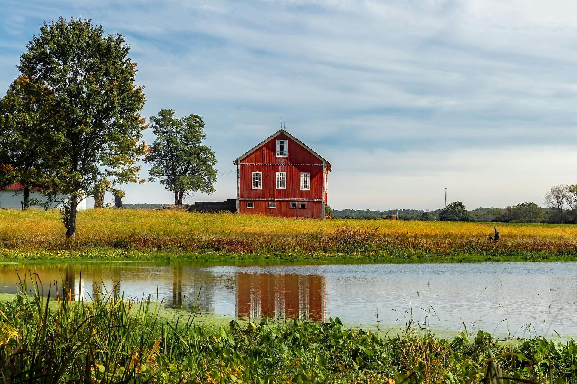 Custom barn construction in Newark, Ohio