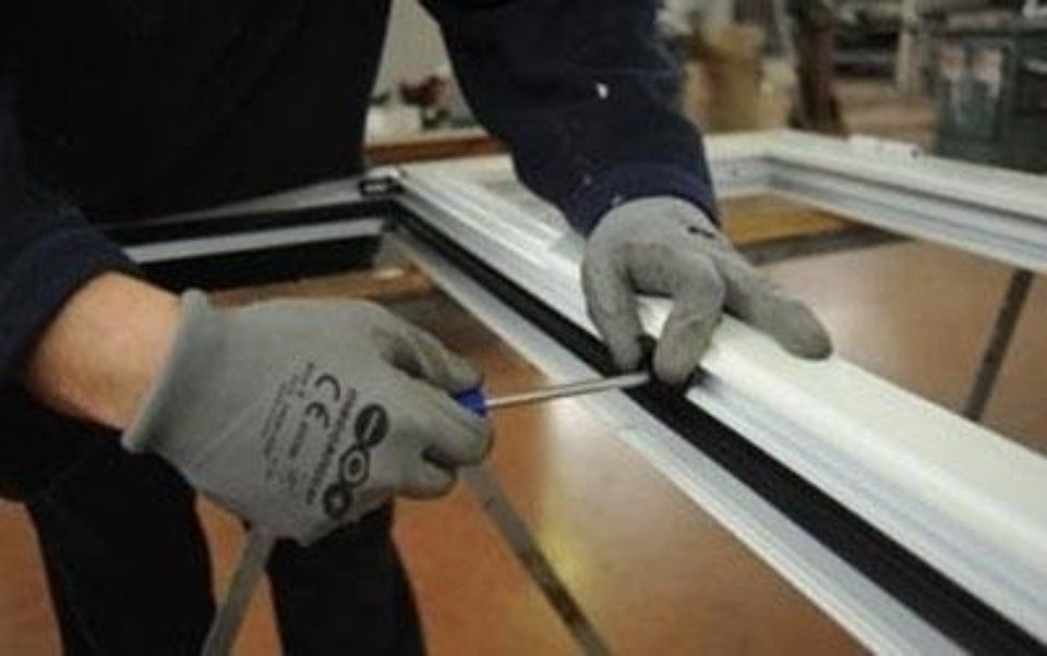 Laboratorio di produzione per infissi in PVC