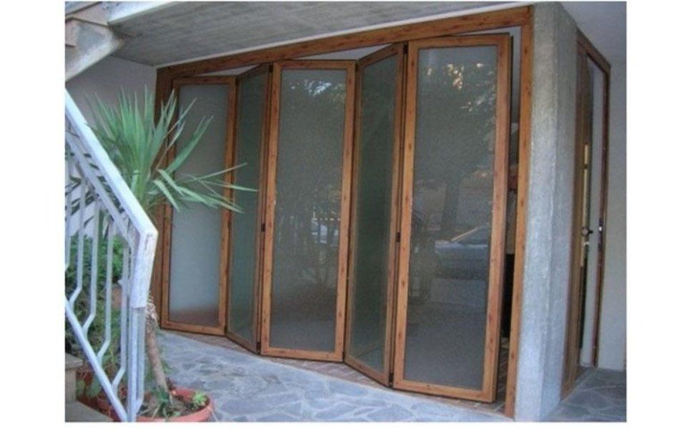 Porta su veranda