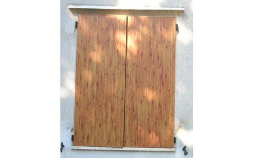 Persiane in legno grezzo