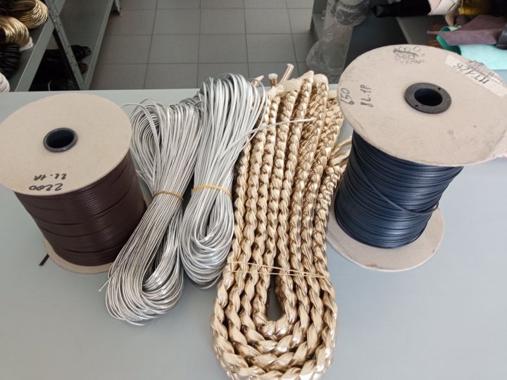 lavorazione su pellame