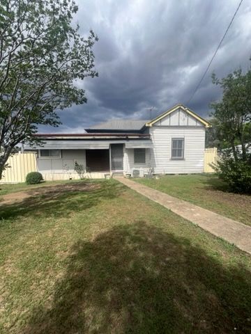 6 Queen Street, Barraba - Image 1