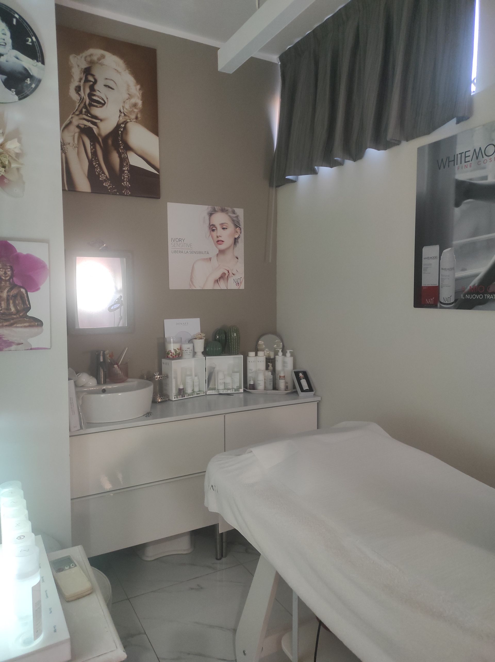 Labbra sottoposte a iniezione di filler cosmetico.