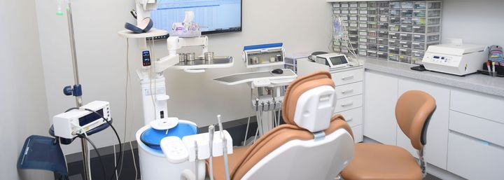 Treatment room at Standard Dental Clinic Jamsil