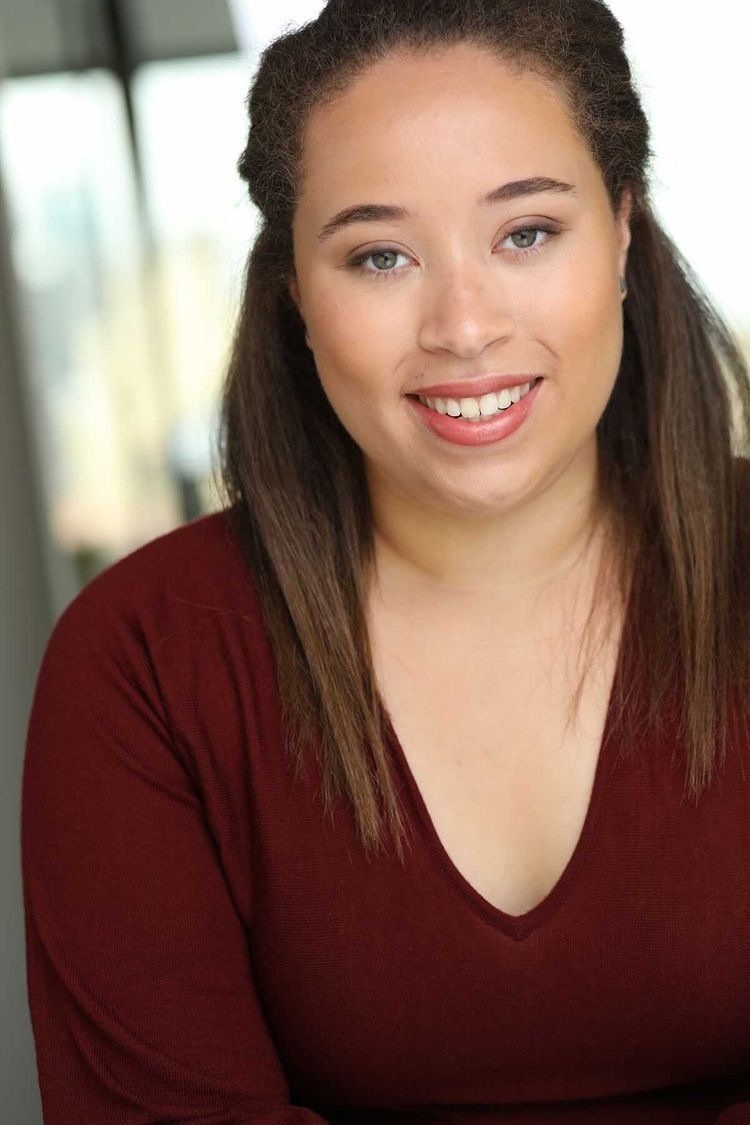 Kyra Swanson '12