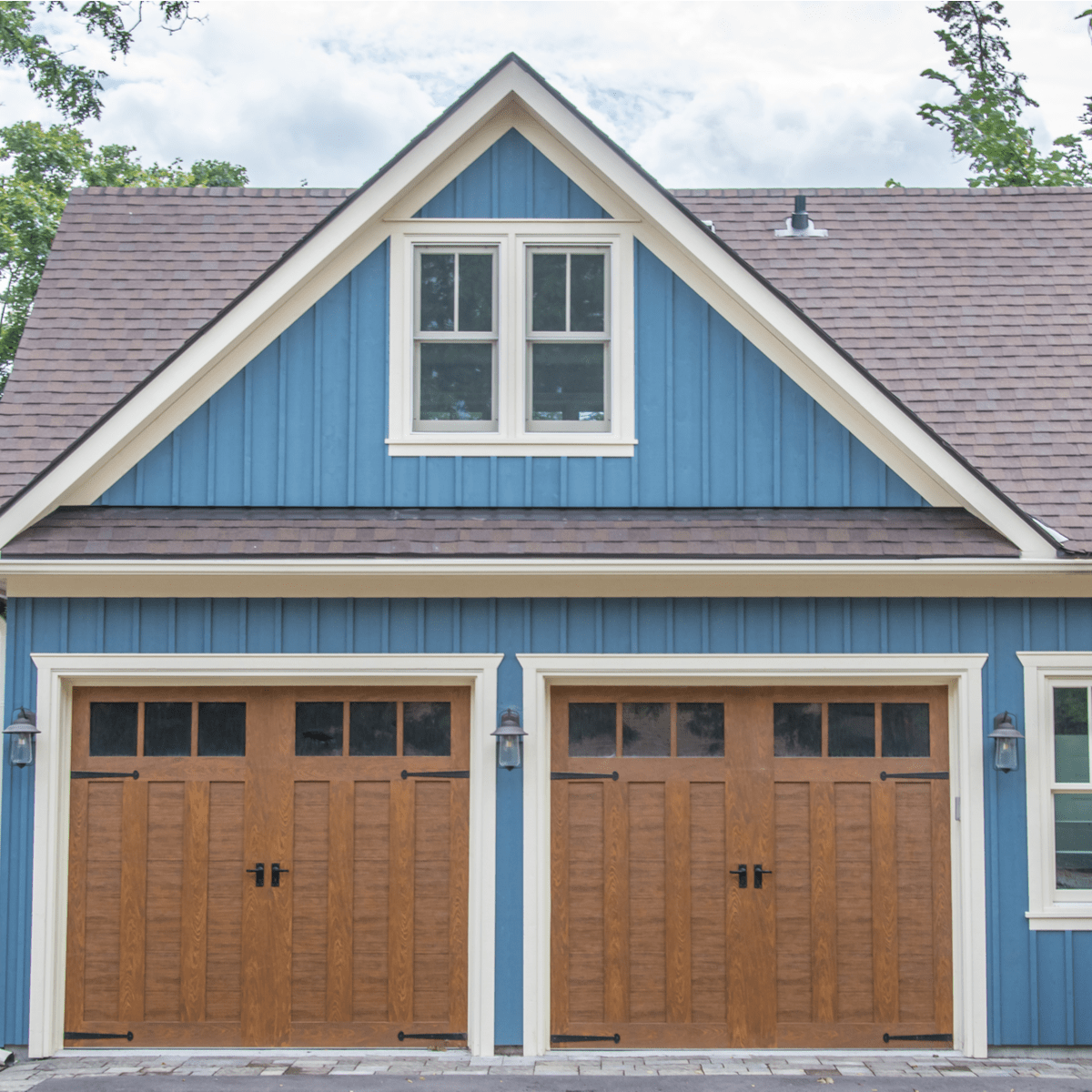Garage with Doors
