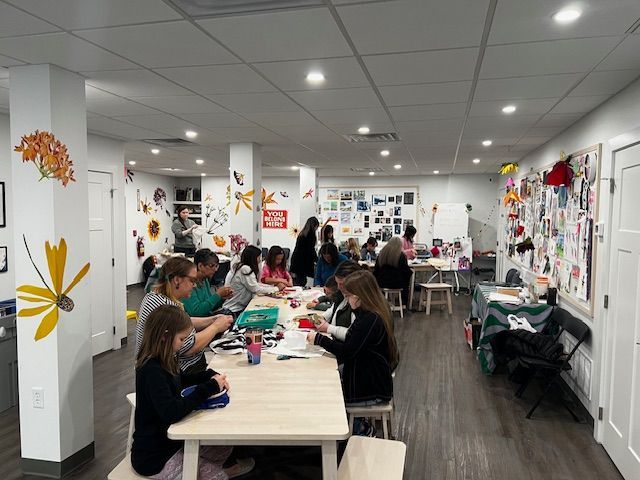 the gund embroidery workshop