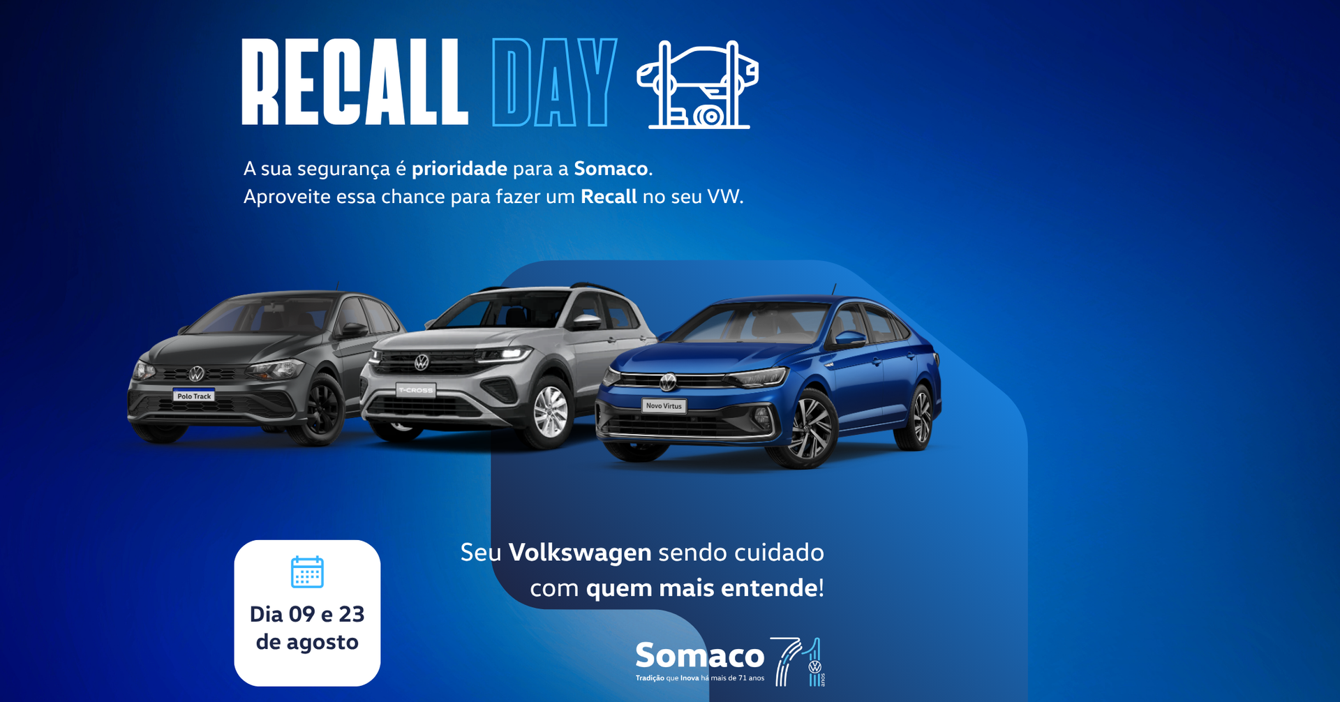 Anúncio do Dia do Recall com três carros Volkswagen sobre um fundo gradiente azul. 