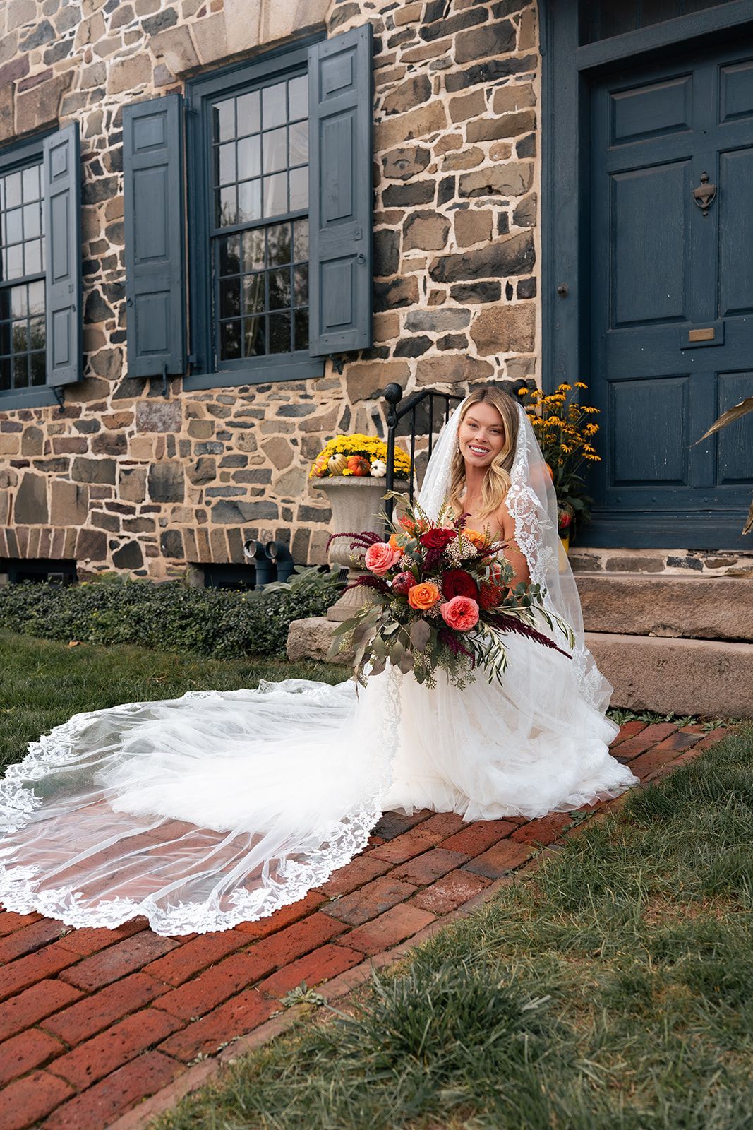 Bride posing outside the Parry Mansion