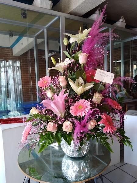 FLORERÍA KARLA - arreglo de flores