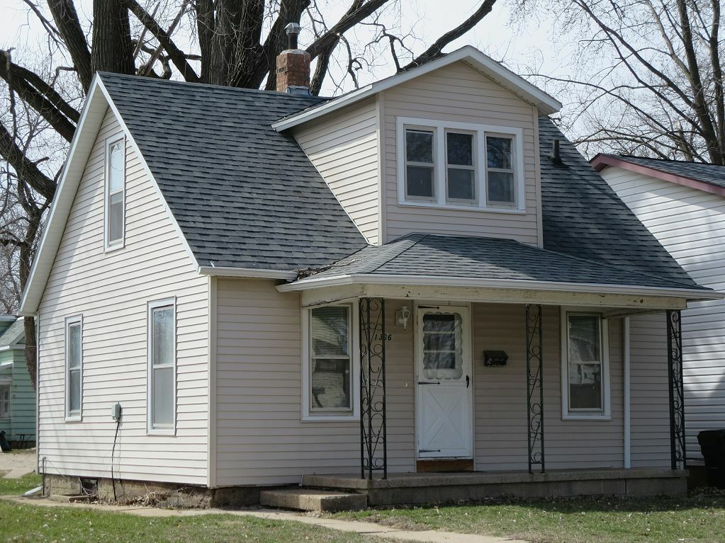1336 Englewood