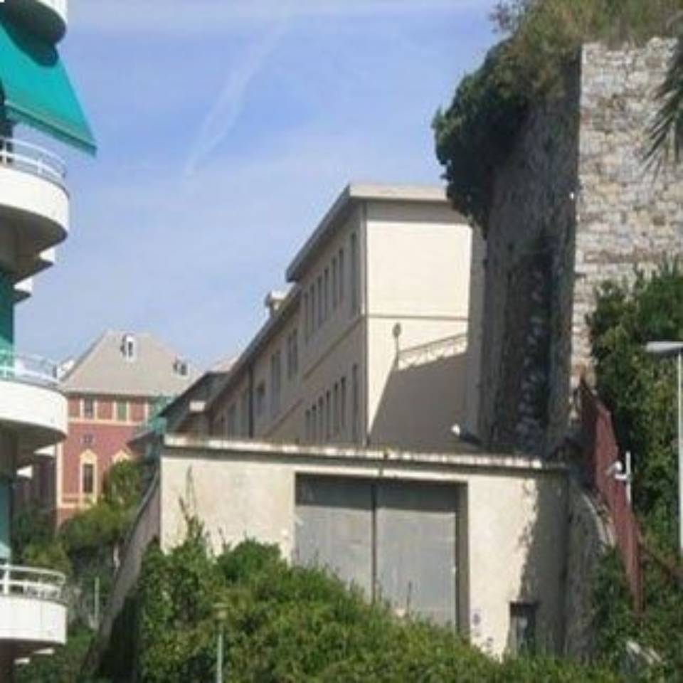 Edifici