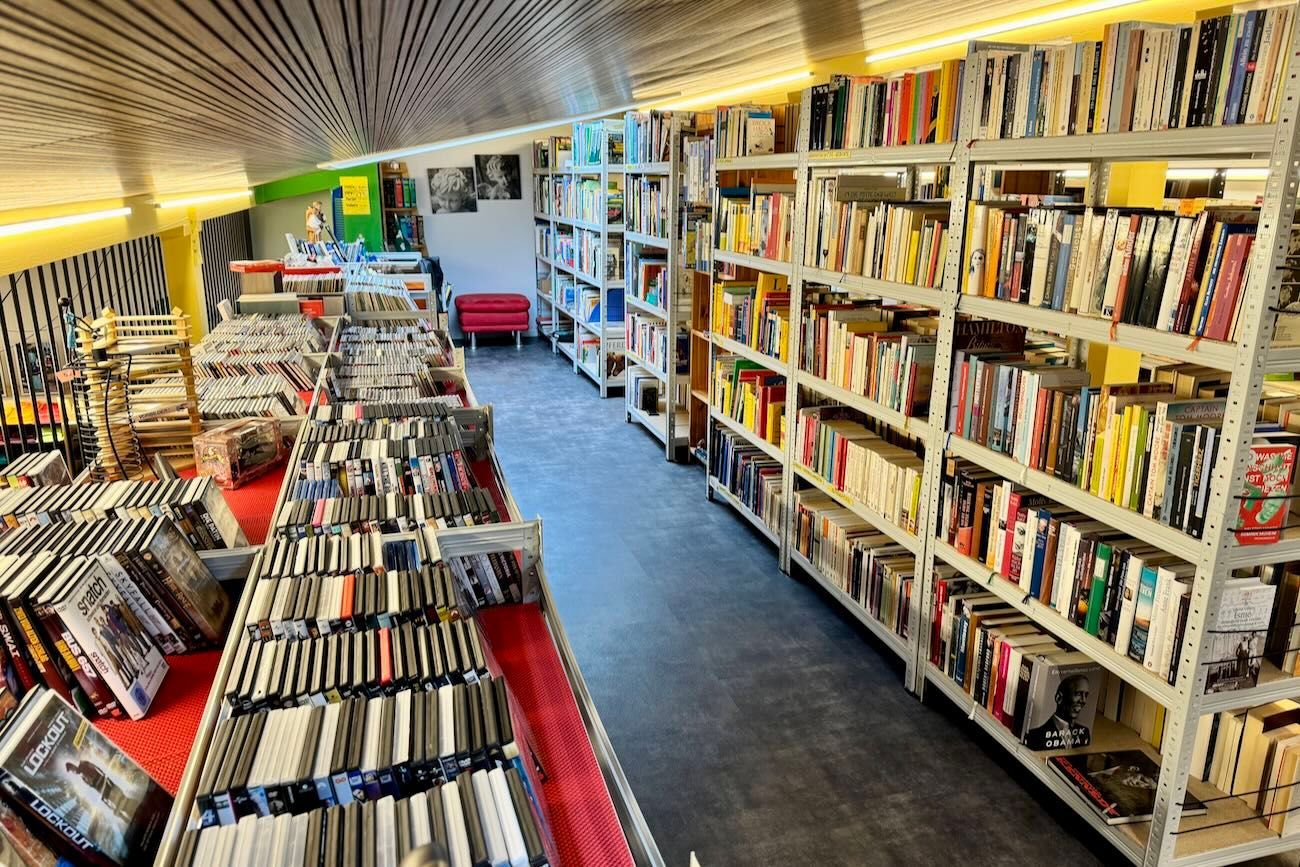 Mikado Brocki Bücher, CD's und DVD's