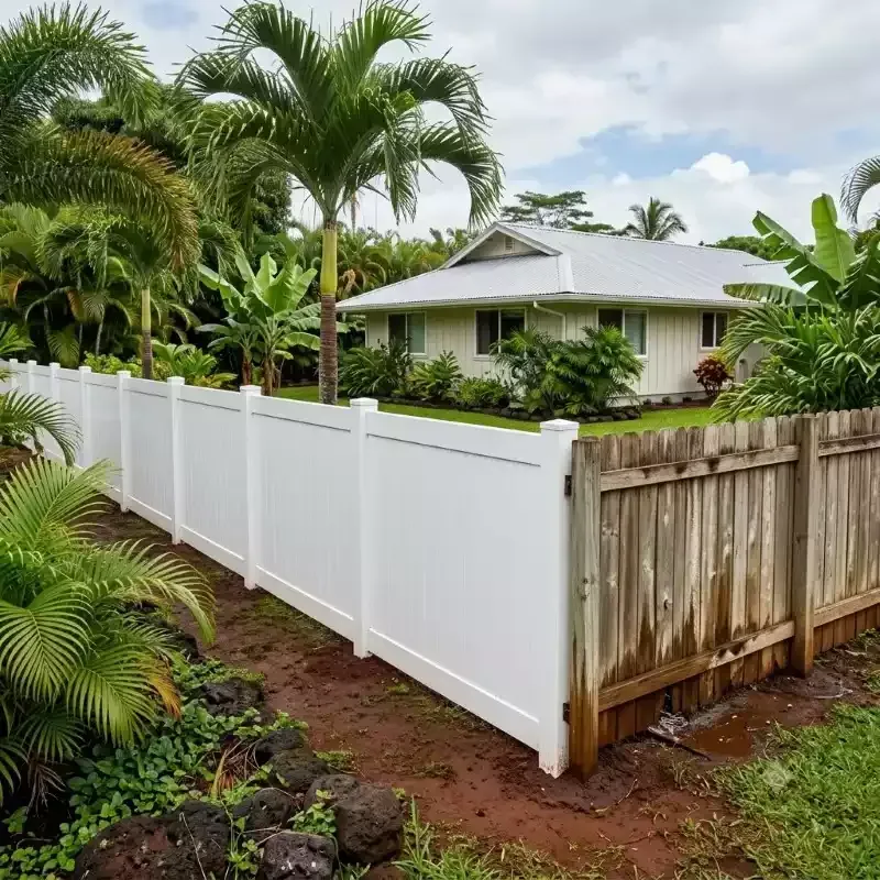 Hawaii vinyl fencing resists termites and moisture