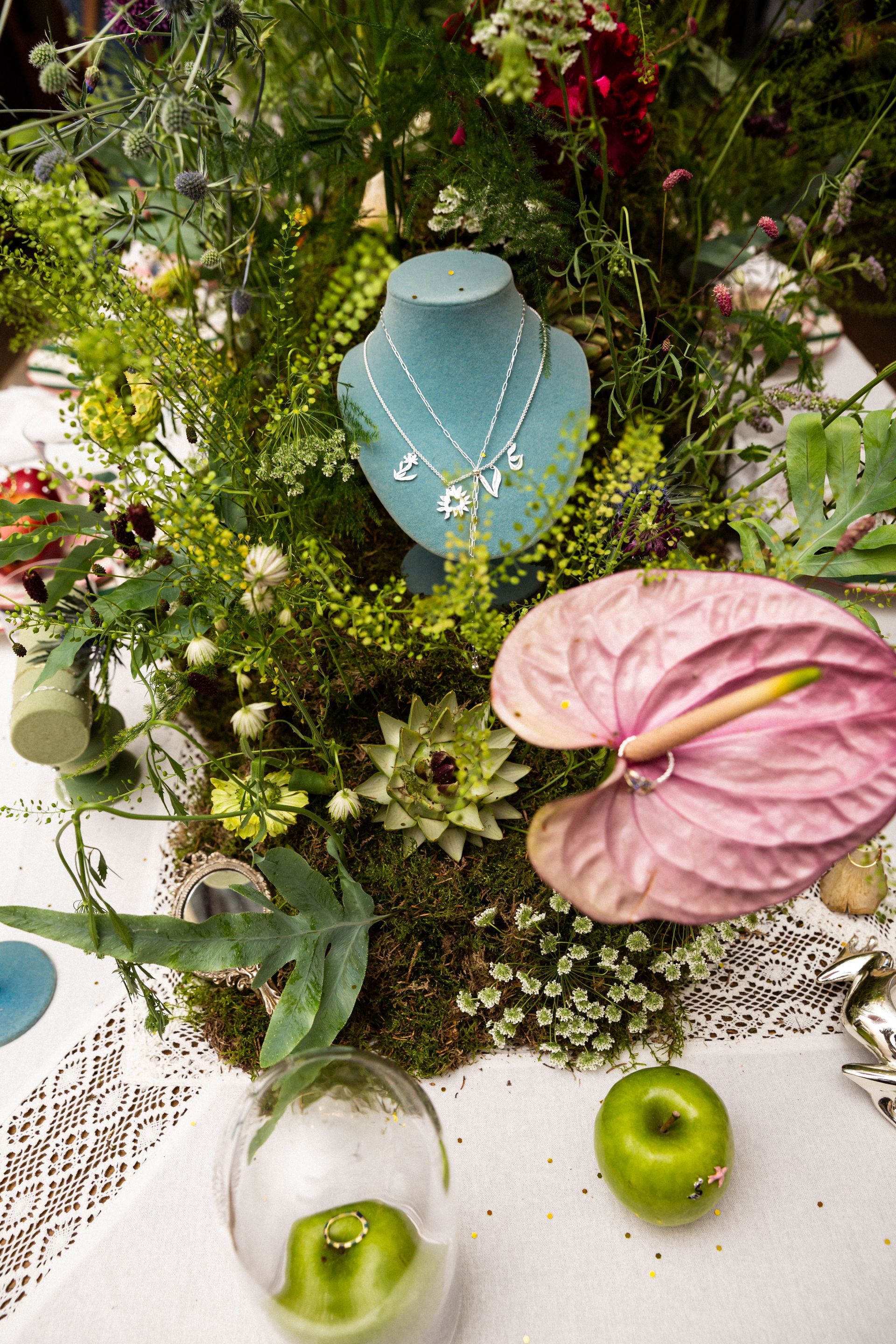 Wedding flowers by Memory Lane Flower Studio Amsterdam 