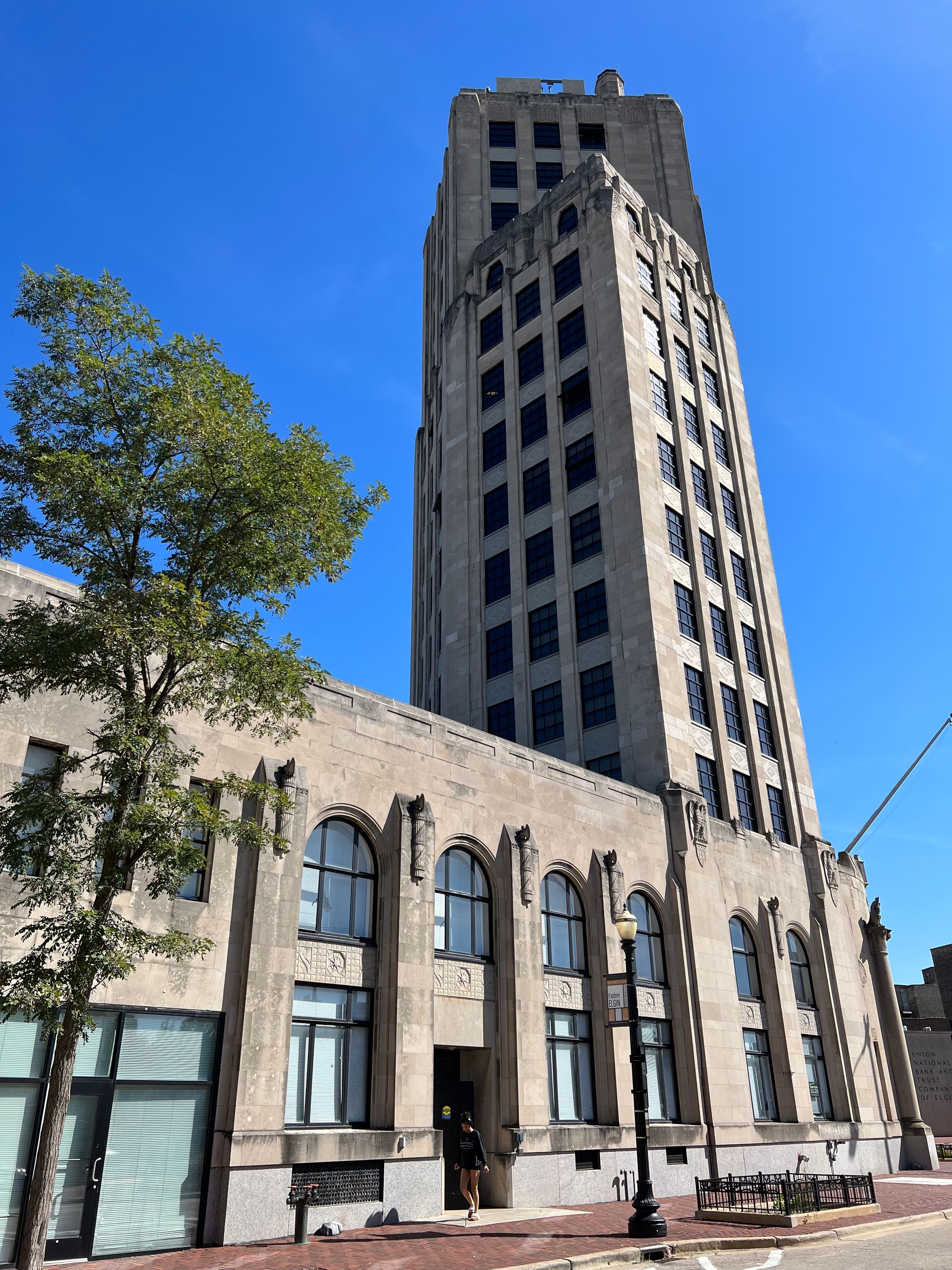 Elgin Tower Residential Properties | Urban Equity in Chicago